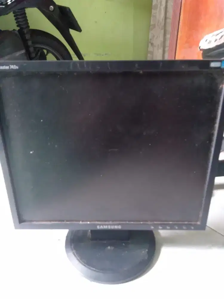 Monitor Samsung 17in Minus
