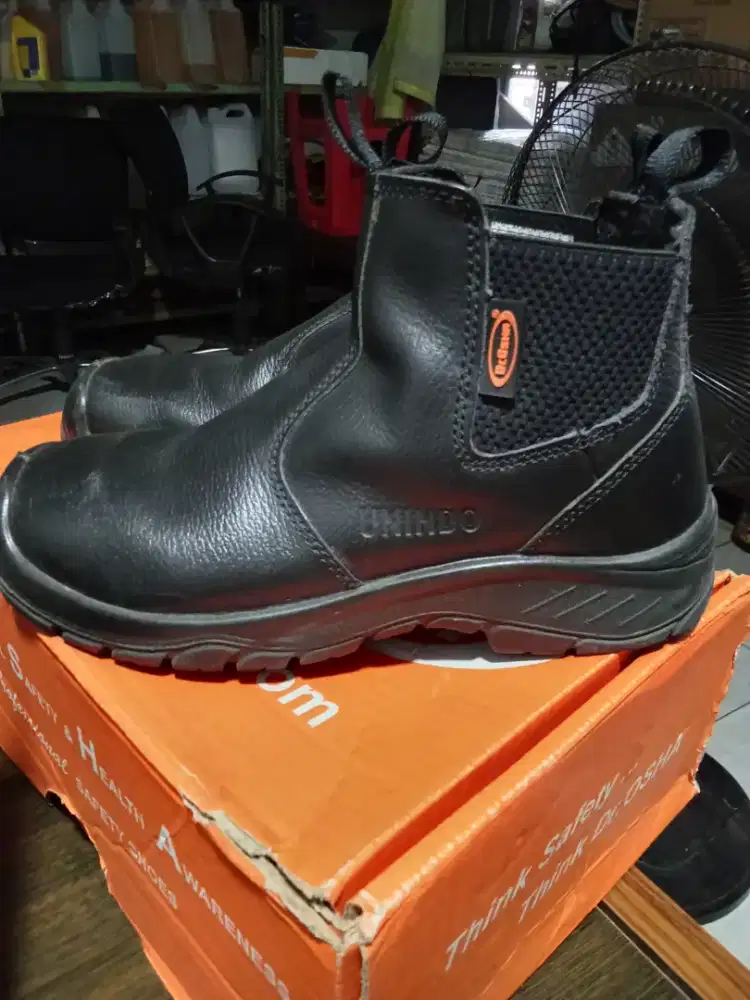 Sepatu Safety Dr Osha Murah