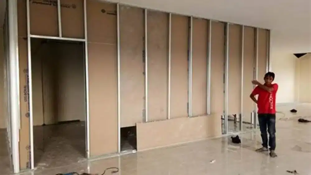 Tukang pasang baja ringan pasang plafon PVC pasang partisi ruangan dll