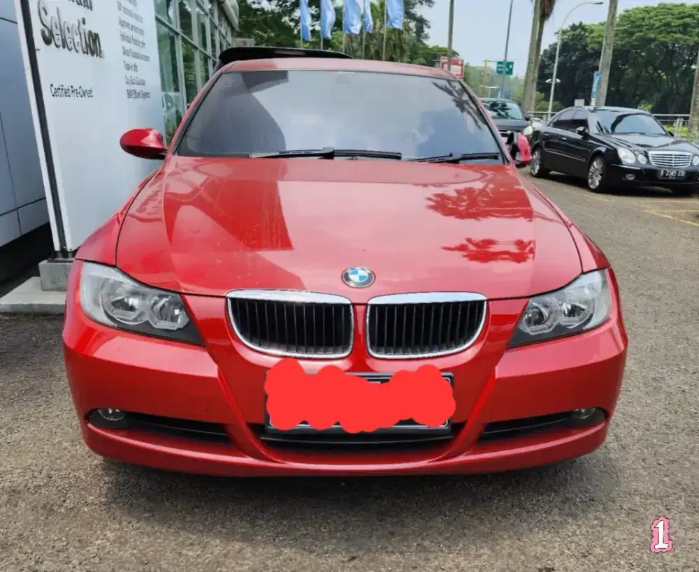 BMW 320i E90 CKD AT 2006 – MERAH METALIK – PAJAK PANJANG