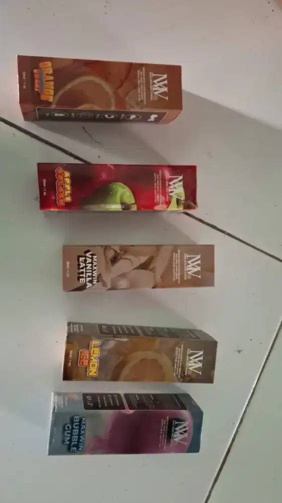 Dijual parfum deospray masih segel