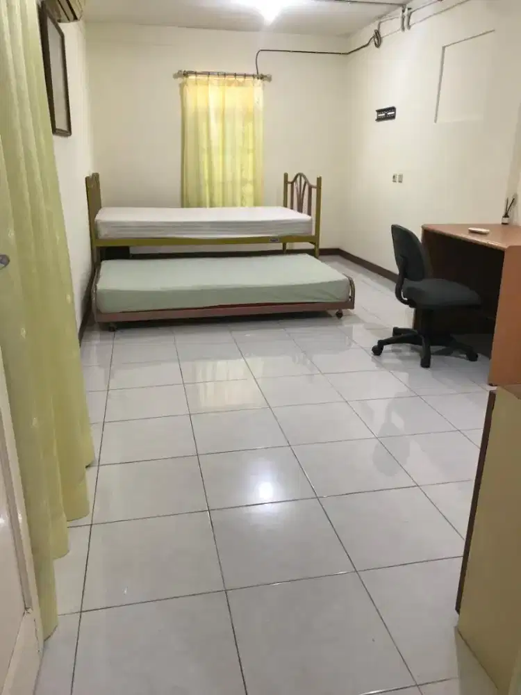 Disewa Kontrakan / Kost Eksklusif Furnished Dekat Stasiun Bojong Indah