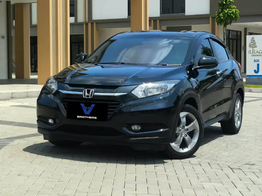 Honda HR-V 2017
E 1.5 Automatic (TDP 9 juta) Garansi EXCLUSIVE 1 tahun