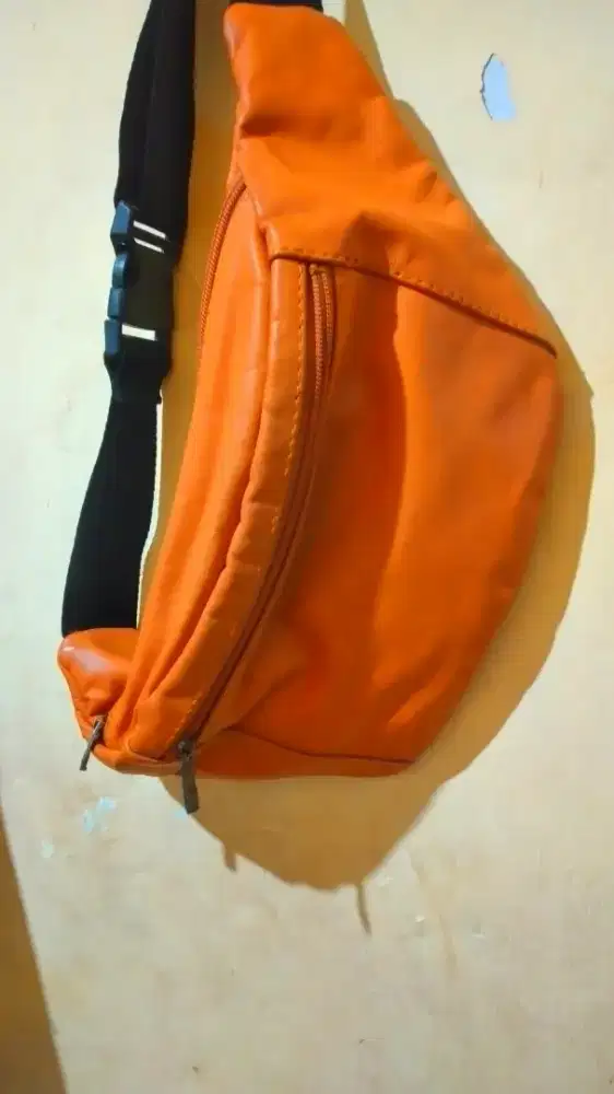 Tas kulit asli domba masih baru gan,jika minat bisa Wa