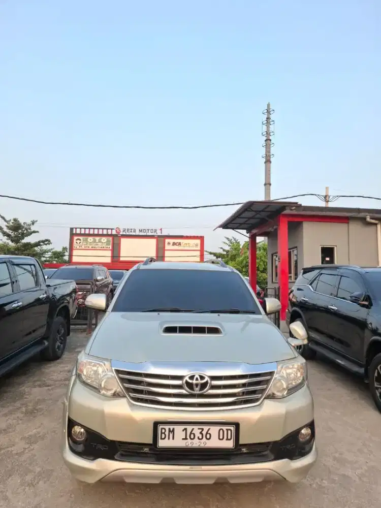 Fortuner 2013 G TRD VNT matic. Km 110rb