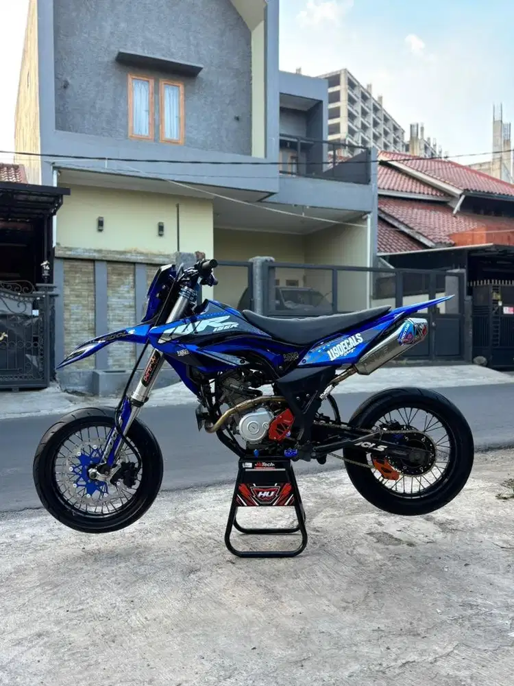 Yamaha WR155 2022