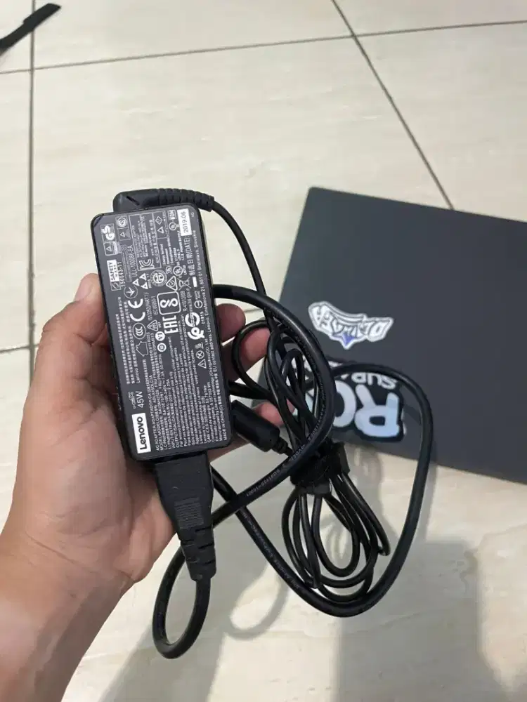 Leptop lenovo intel celeron N4000 1.1 G