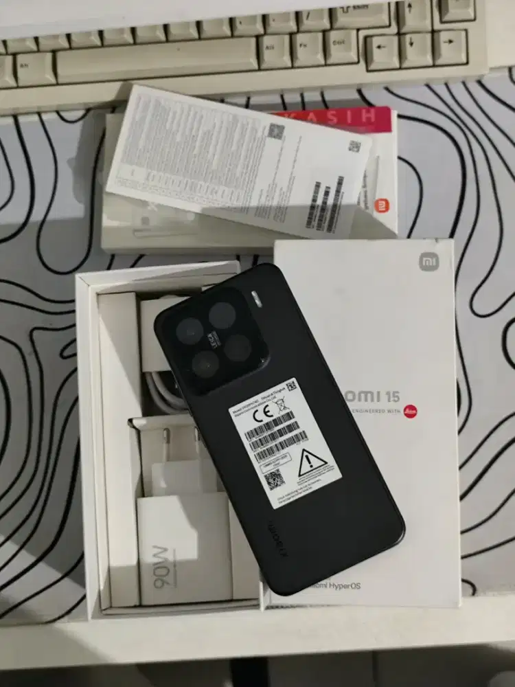 Xiaomi 15 12/512