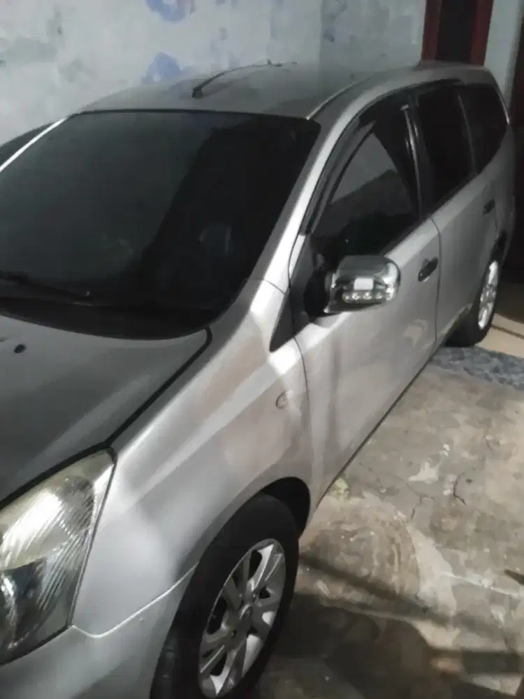 Grand Livina tahun 2013
