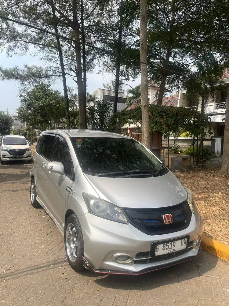 Honda Freed [2009]