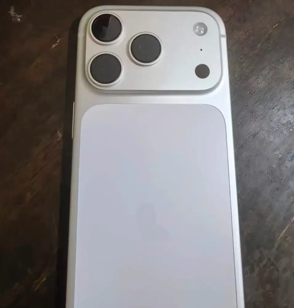 Iphone 17 PRO 256GB Silver Favourite Fullset Original Ex Malaysia