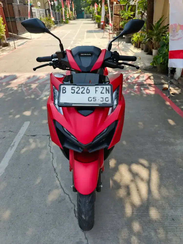 NEW HONDA VARIO 160 2025 CBS ISS SMARTKEY ACTIVE MATTE RED (GRESS)