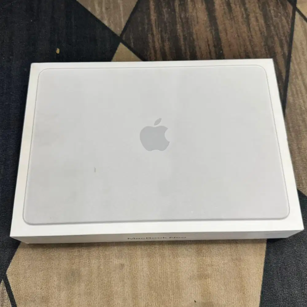 macbook neo 256gb new ibox segel garansi 1tahun