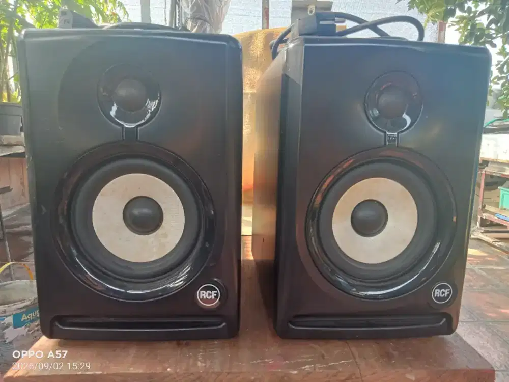 Spiker monitor untuk recording