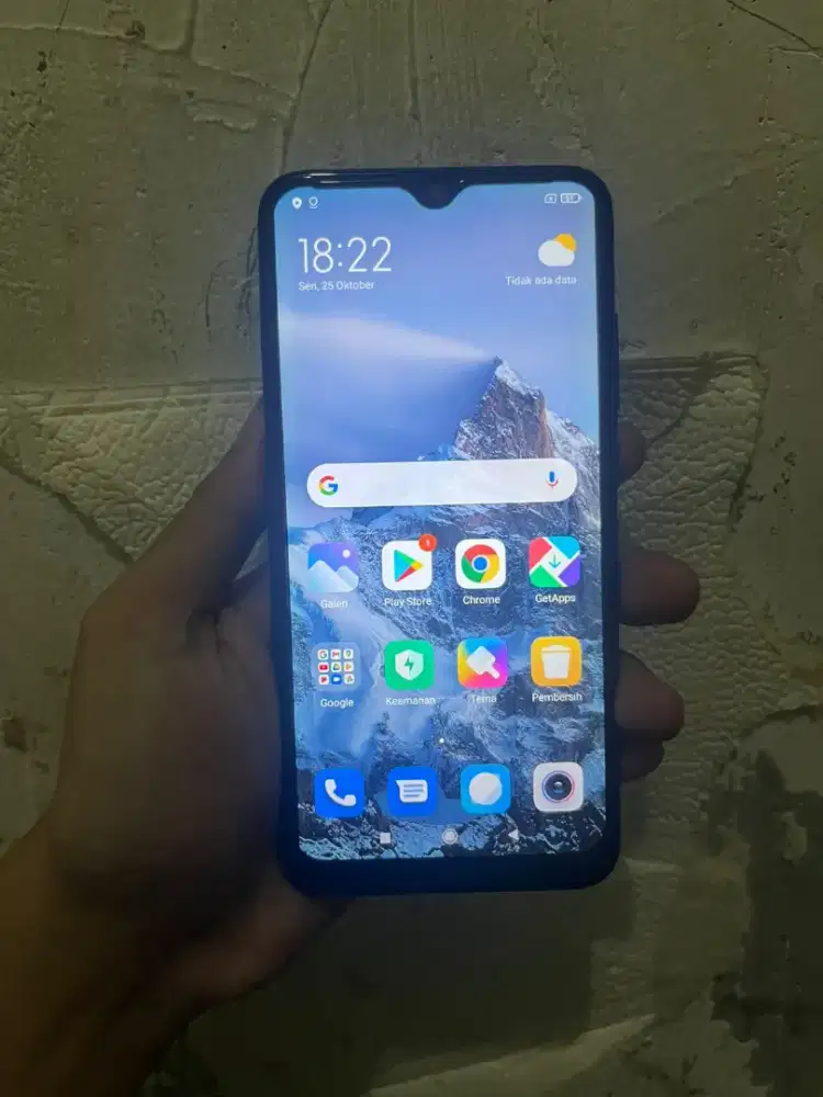 Redmi 8 4/64gb batangan