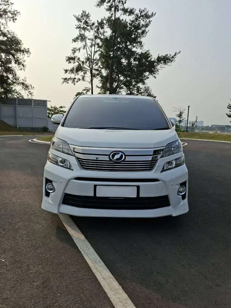 Toyota Vellfire 2014 Bensin