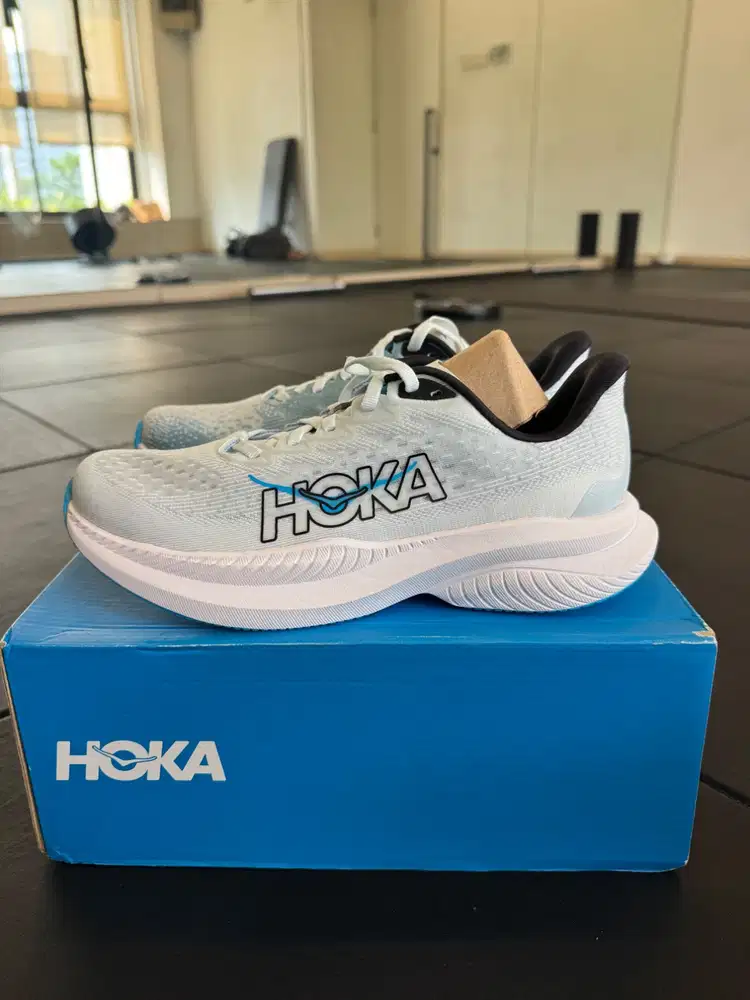 Sepatu Wanita Lari HOKA EU 38 2/3 BARU