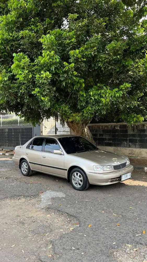 Toyota Corolla 2000 Bensin