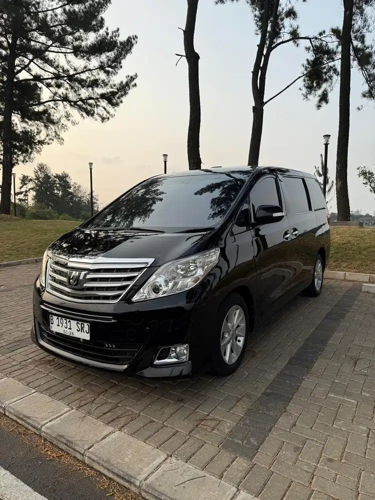 Toyota Alphard 2012 Bensin Pilot Seat