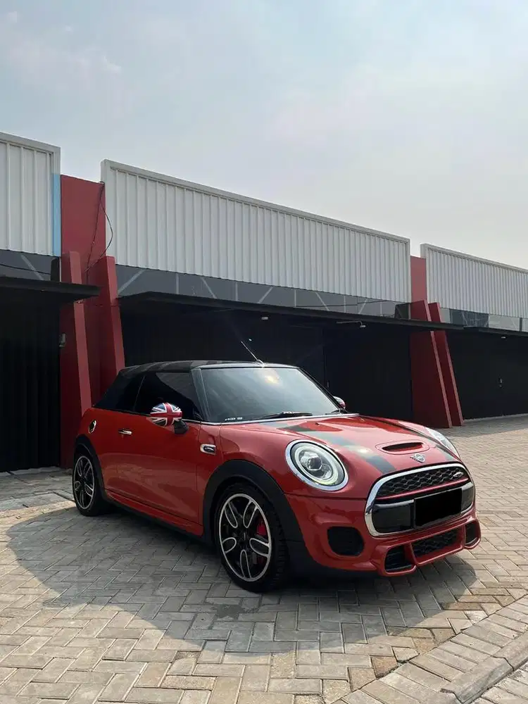Mini cooper JCW Cabriolet 2.0 shakir orange on black Nik 2019