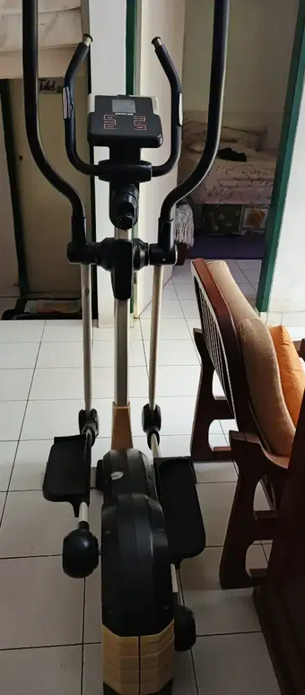 Alat olah raga  dalam rumah
