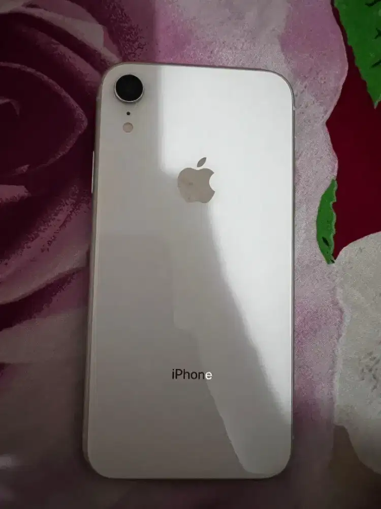 iPhone xr 128 inter
