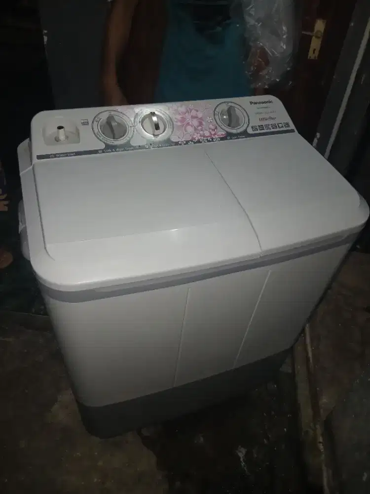 Mesin cuci Panasonic 2 tabung 9 kg