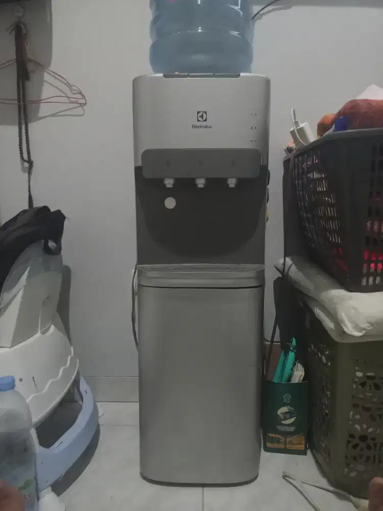 Dispenser elextrolux