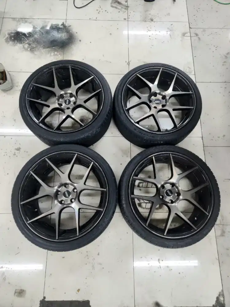 Velg R20 5x114 5x112 lebar 8.5 - 10 et 45 et 35