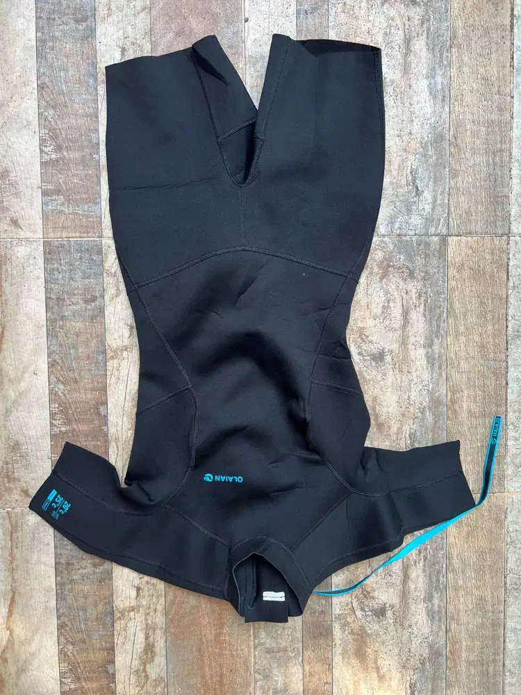 Wetsuit Olaian,
