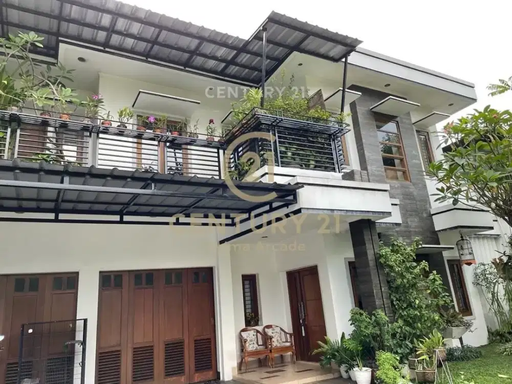 Disewakan Rumah Siap Huni Ada Kolam Renang Di Pondok Indah