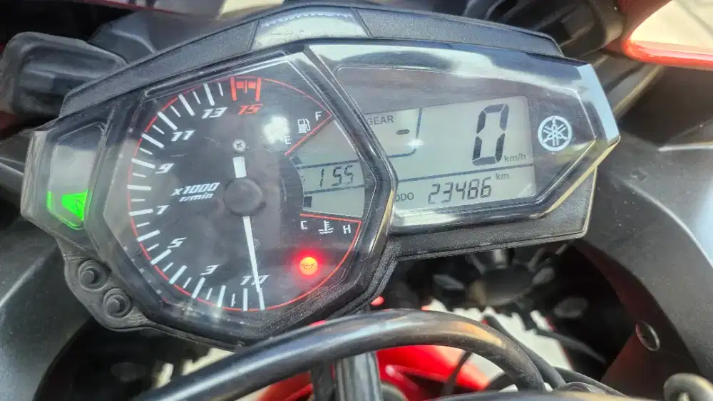 UD ENY MOTOR - Yamaha R25 thn 2016 limit