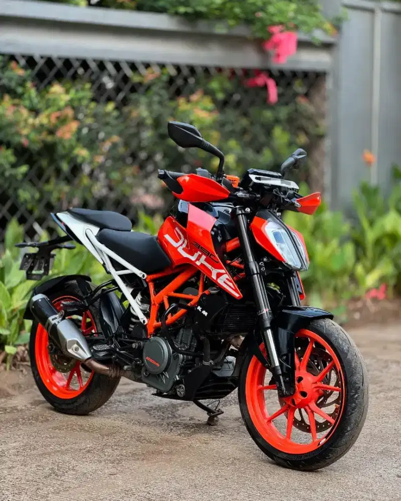 KTM Duke 390cc AB jogja asli