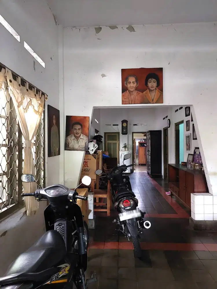 Rumah Lawas di Tengah Kota dekat Kampus UKDW
