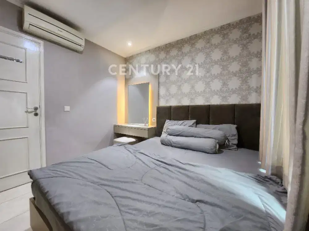 Apt City Home MOI San Fransisco Bay Renov Bagus Lantai Rendah