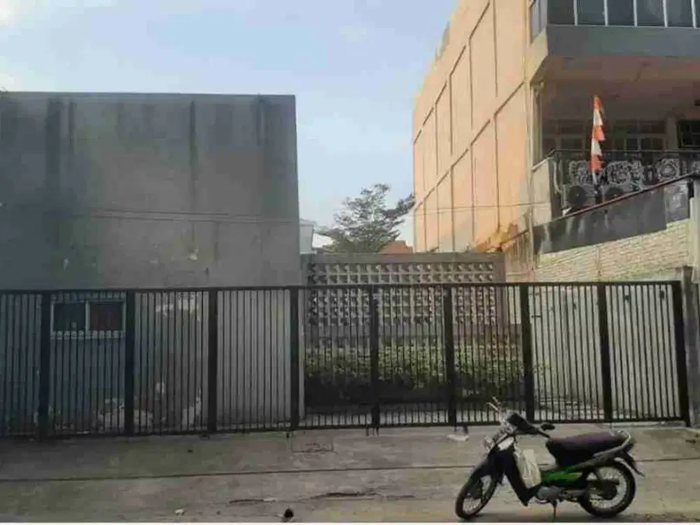Dijual Tanah Pinggir Jalan Utama Eks Cafe di Duta Harapan Bekasi Utara