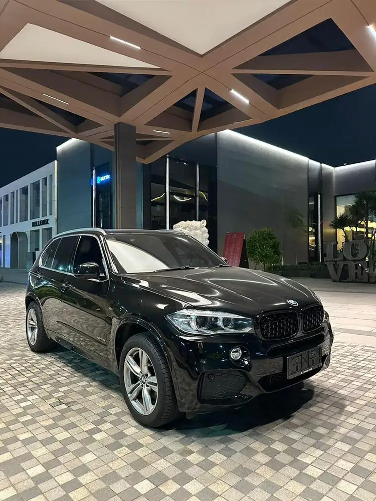 BMW X5 3.5i M-Sport F15 2016 pemakaian nik 2015