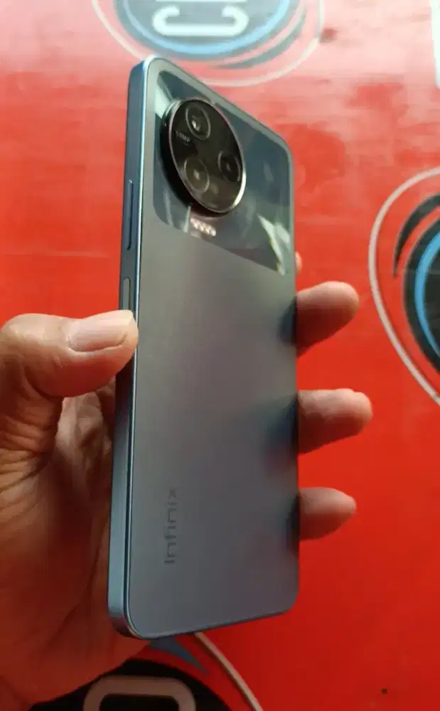 Infinix note 12 2023 NFC 8+5Gb Ram, 256 internal memory Mulus LCD OK
