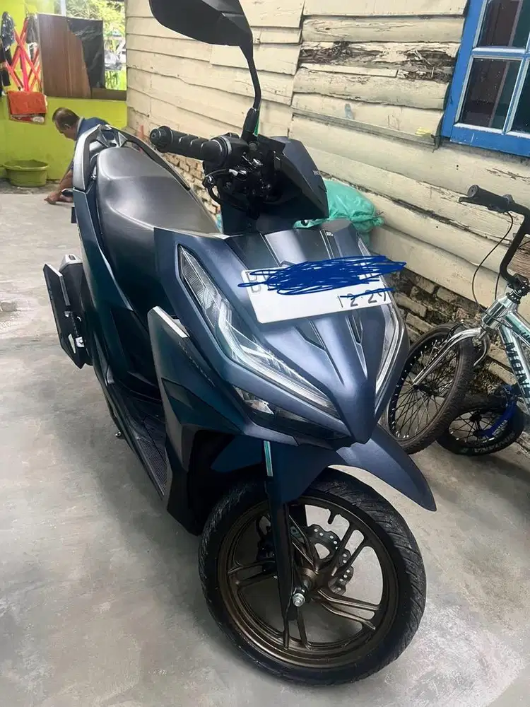 VARIO 125 2025 ESP CBS ISS