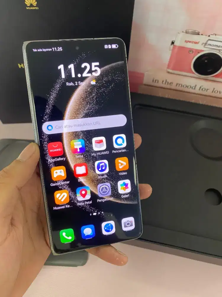 Huawei Mate X6 X-Mage 12/512GB
Warna : Black - Fullset