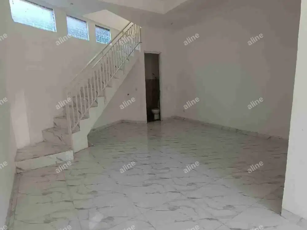 disewakan rumah 2 lantai di Tukad yeh aya renon