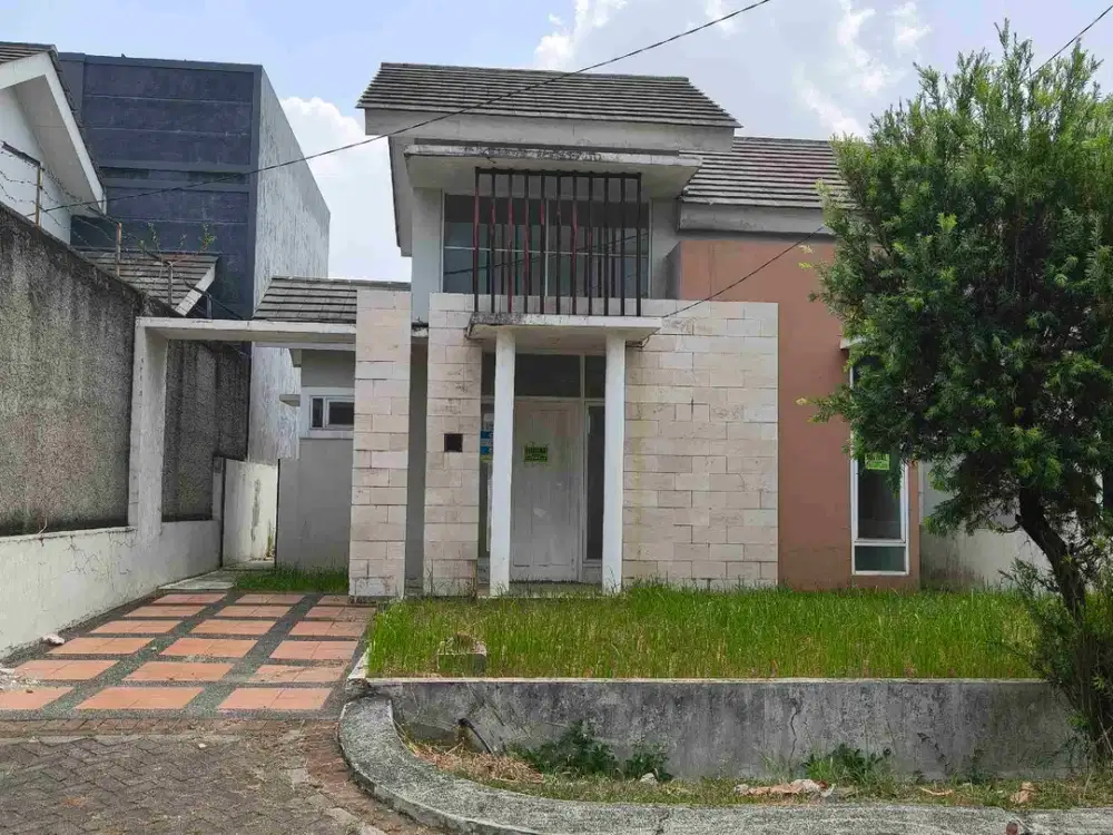 Dijual rumah Realestate perlu perbaikan hrg murah di Citra Indah City Jonggol