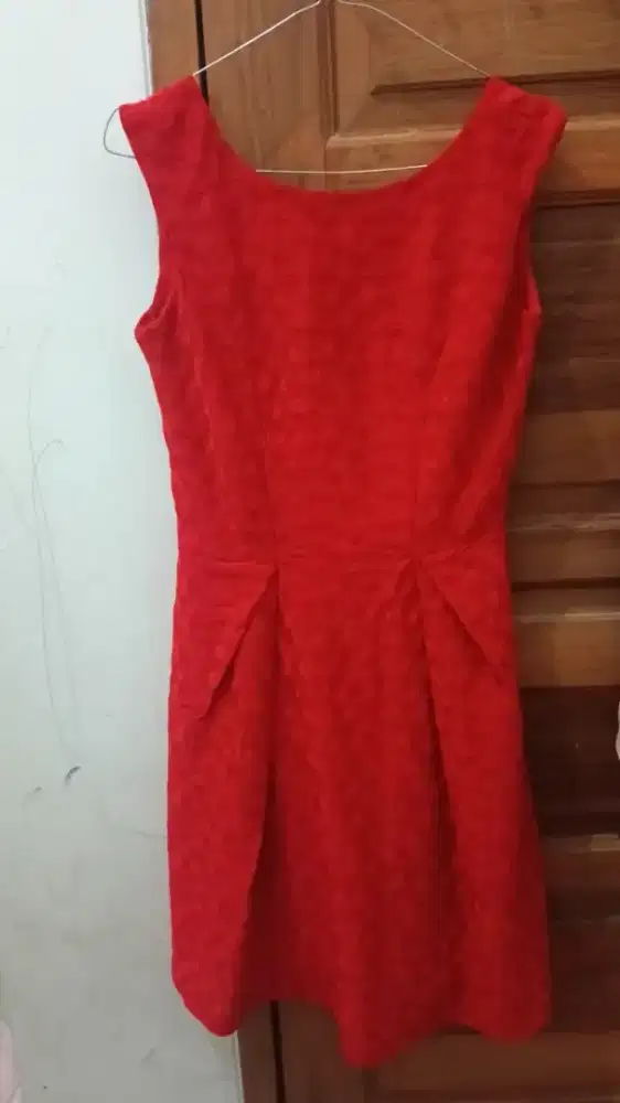 Dress wanita dewasa