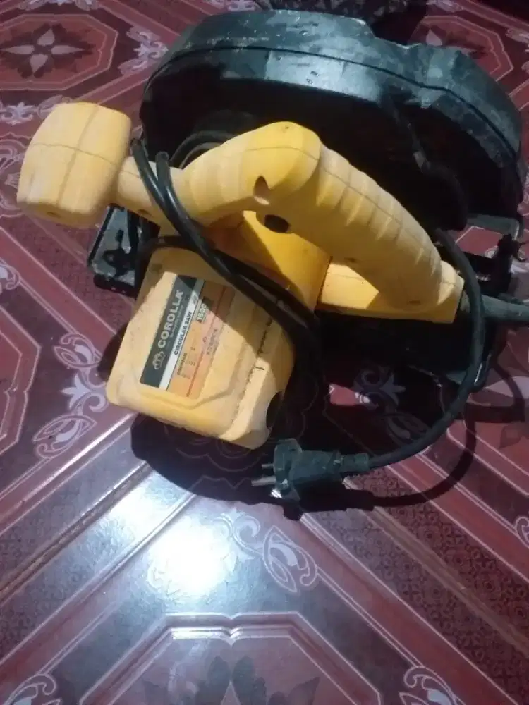 mesin gerinda gergaji listrik corolla circular saw tipe CH090415