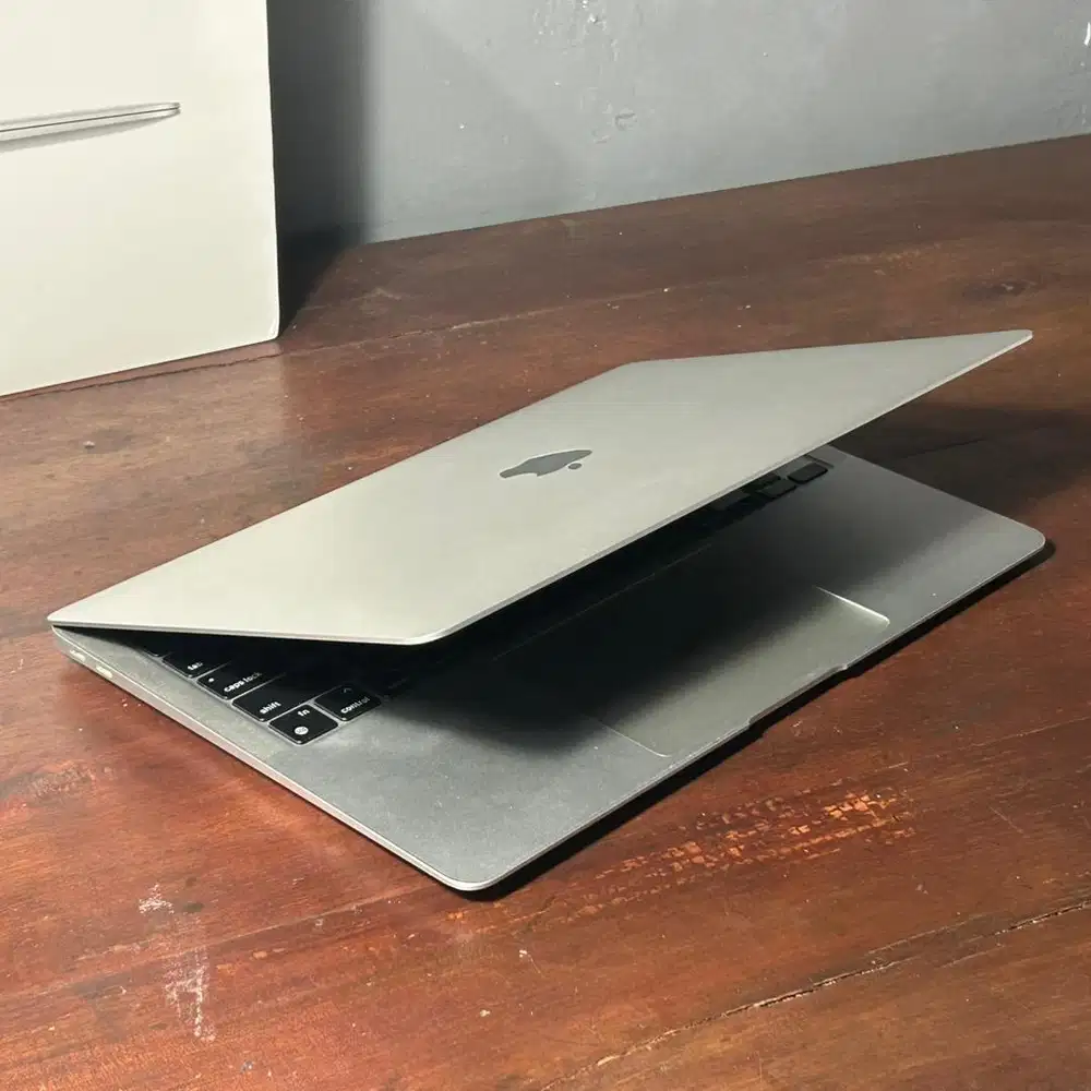 MacBook Air M1 2020 Fullset Ibox