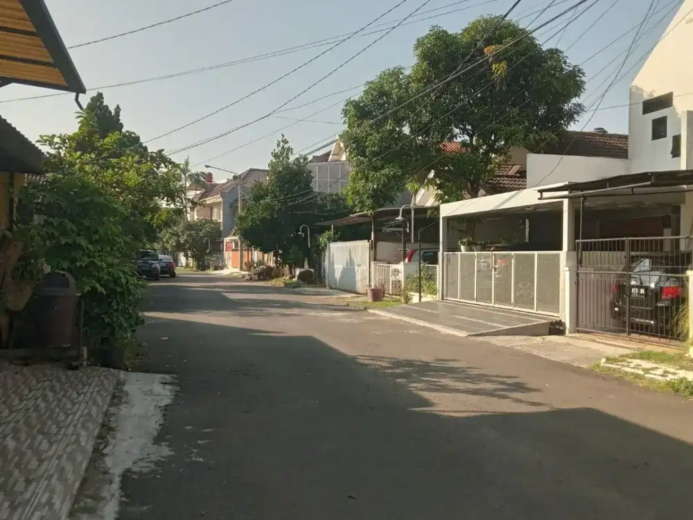 Komplek Kawaluyaan Indah Soekarno Hatta Kiaracondong dekat kantor Samsat