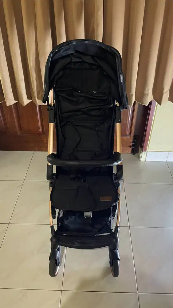 Stroller BabyDoes Esmio Gold Like New