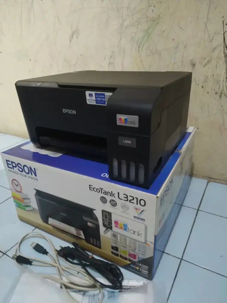 Printer epson L3210 gress seperti baru. print,scan,copy