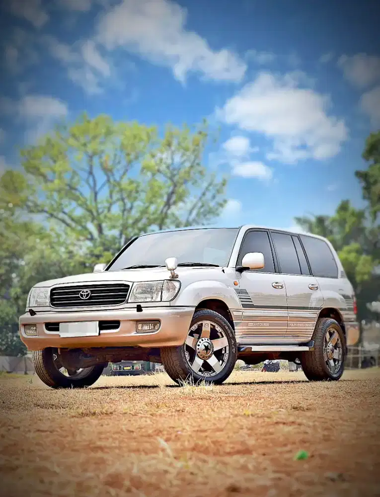 VXL UK-Spec Diesel CBU Landcruiser VX100 VX80 Jeep Jimny Prado VX200