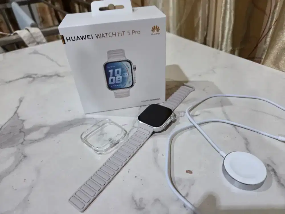 Huawei watch fit 5 pro white